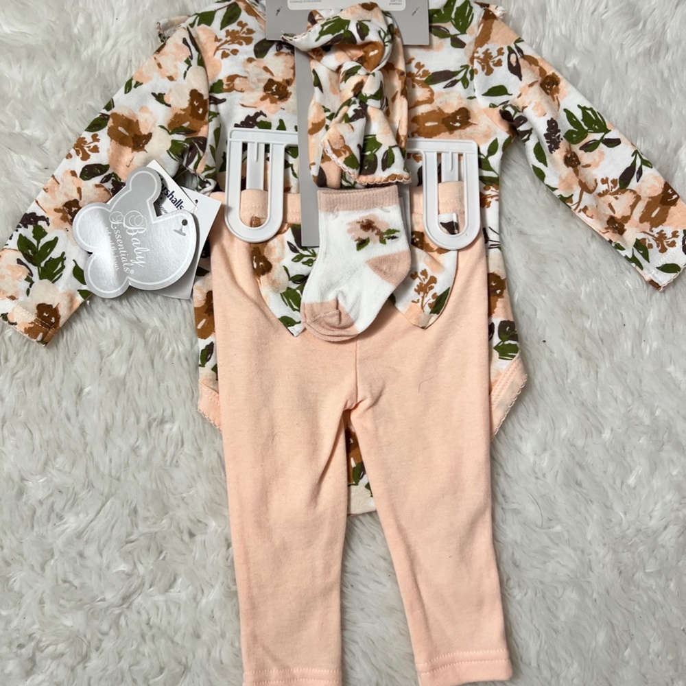 Baby Essentials 4-Piece Baby Girl Long Sleeve/Pants Outfit Set - 6 months - NWT - Picture 4 of 5